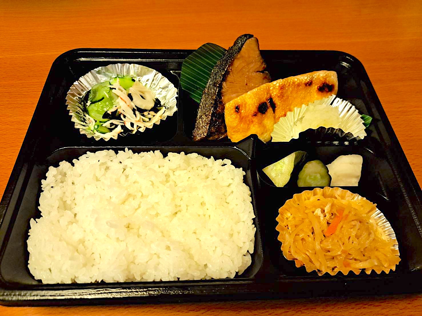 お弁当　魚